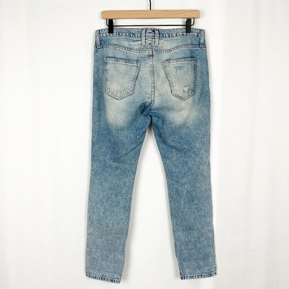 Current Elliott "The Fling" Boyfriend Jeans Distressed Light Wash Relaxed Fit 25 - Picture 4 of 11
